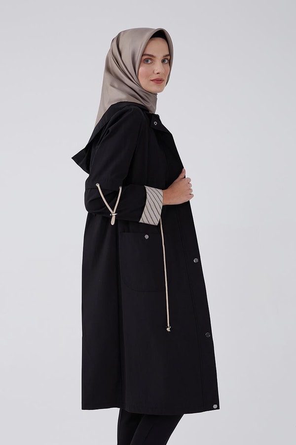 LevidorLevidor Siyah Bel ve Kolu Büzgülü Trençkot