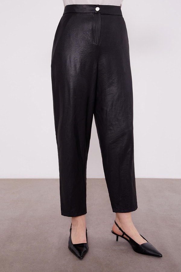 LevidorLevidor Siyah Beli Büzgülü Pantolonlu Spor Takım