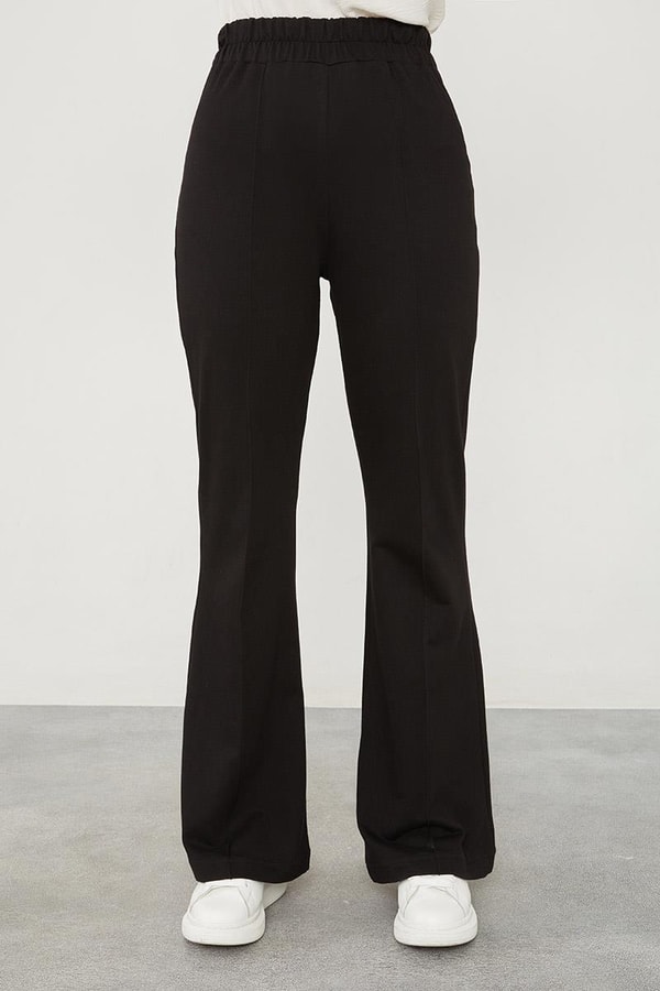 LevidorLevidor Siyah Beli Lastikli Kuşgözü Detaylı Pantolon