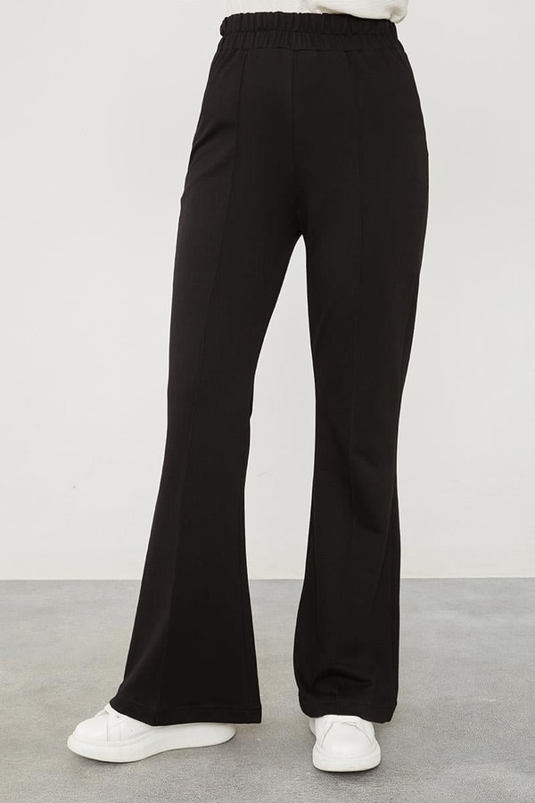 LevidorLevidor Siyah Beli Lastikli Kuşgözü Detaylı Pantolon