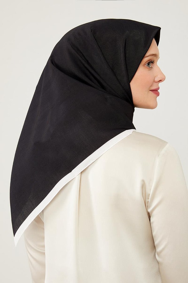 LevidorLevidor Siyah-Beyaz Biye Renk Geçişli Prag Eşarp