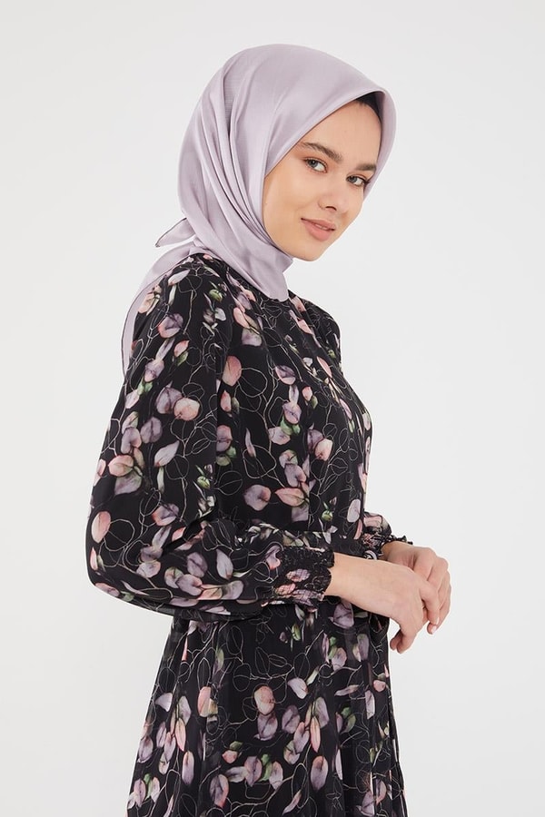 LevidorLevidor Siyah Çiçek desen şifon elbise
