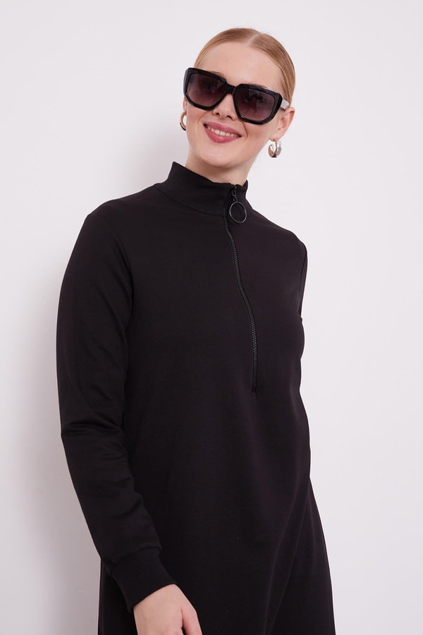 LevidorLevidor Siyah Dik Yaka Fermuar Kapamalı Uzun Tunik