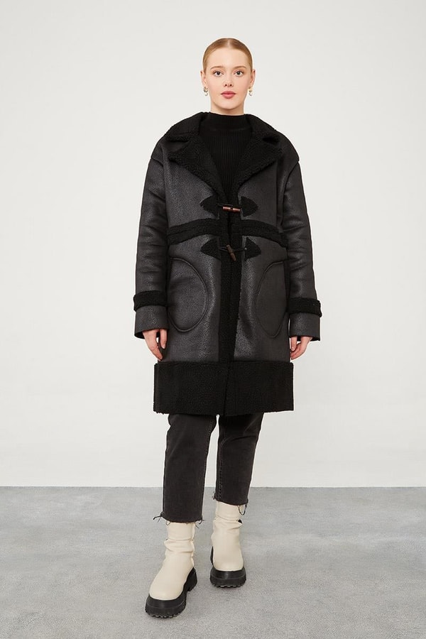 LevidorLevidor Siyah Düğme Kapamalı Yün Astarlı Suni Deri Kaban