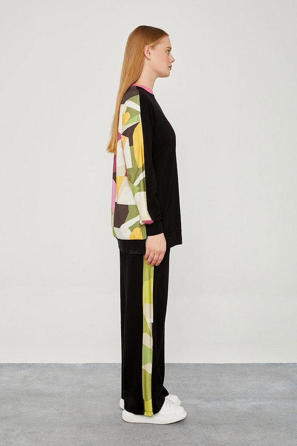 LevidorLevidor Siyah-Fuşya Bisiklet Yaka Geometrik Desen Spor Takım