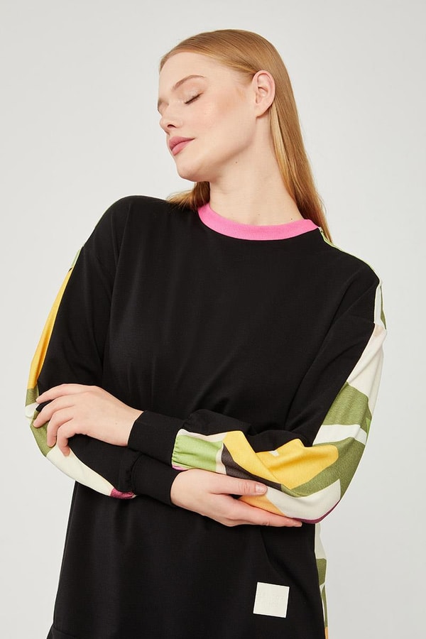 LevidorLevidor Siyah-Fuşya Bisiklet Yaka Geometrik Desen Spor Takım