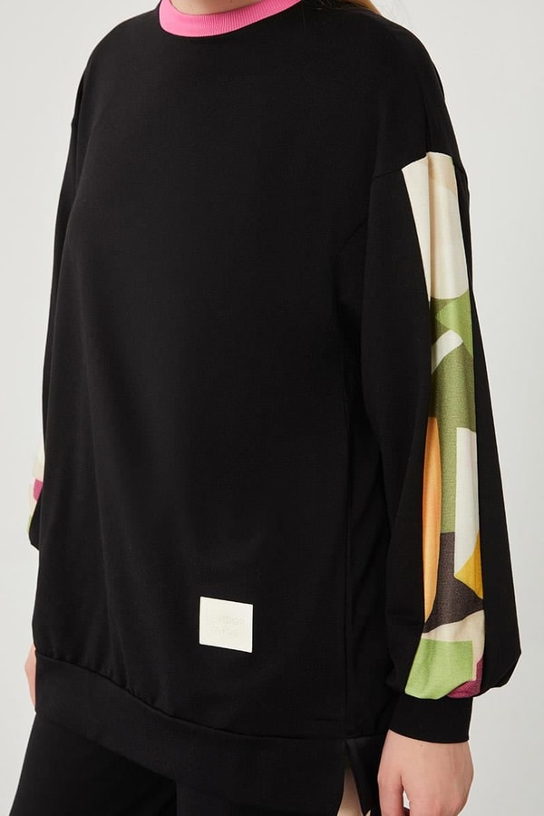 LevidorLevidor Siyah-Fuşya Geometrik Desenli Spor Takım