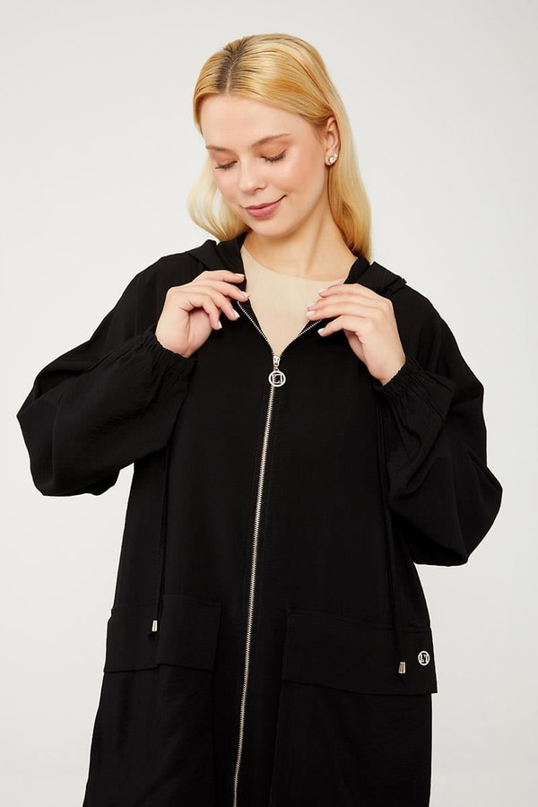 LevidorLevidor Siyah Kapüşonlu Tril Kumaş Kap