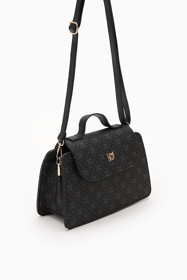 LevidorLevidor Siyah Marka Baskılı Omuz Çantası