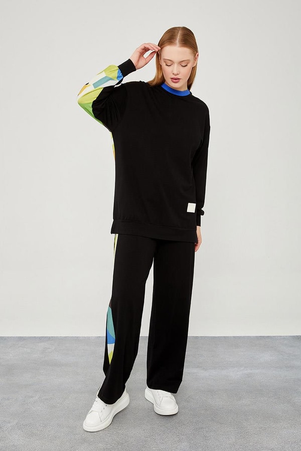 LevidorLevidor Siyah-Saks Bisiklet Yaka Geometrik Desen Spor Takım