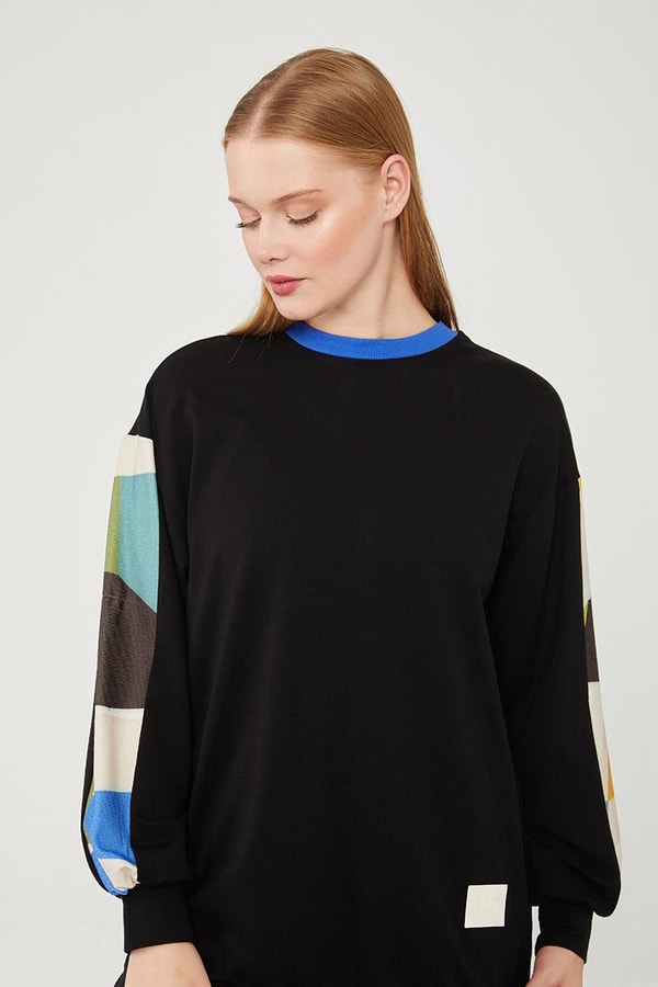 LevidorLevidor Siyah-Saks Geometrik Desenli Spor Takım