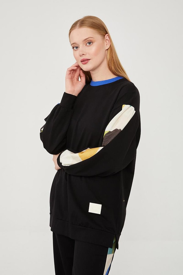 LevidorLevidor Siyah-Saks Geometrik Desenli Spor Takım