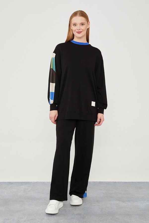 LevidorLevidor Siyah-Saks Geometrik Desenli Spor Takım