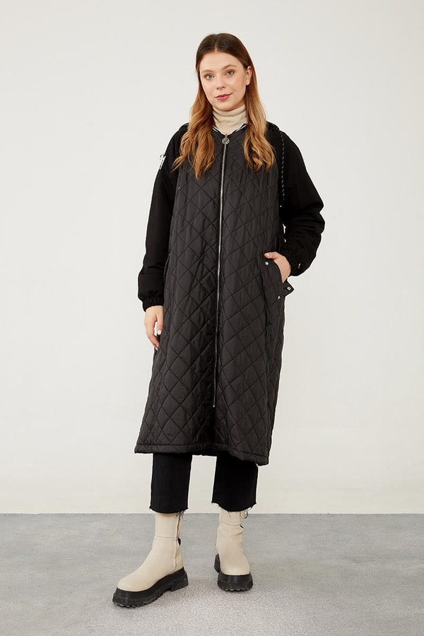 LevidorLevidor Siyah-Siyah Kapitone Fermuar Kapamalı Kap