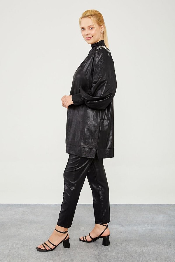 LevidorLevidor Siyah TAKIM ( OMUZ AKSESUARLI)