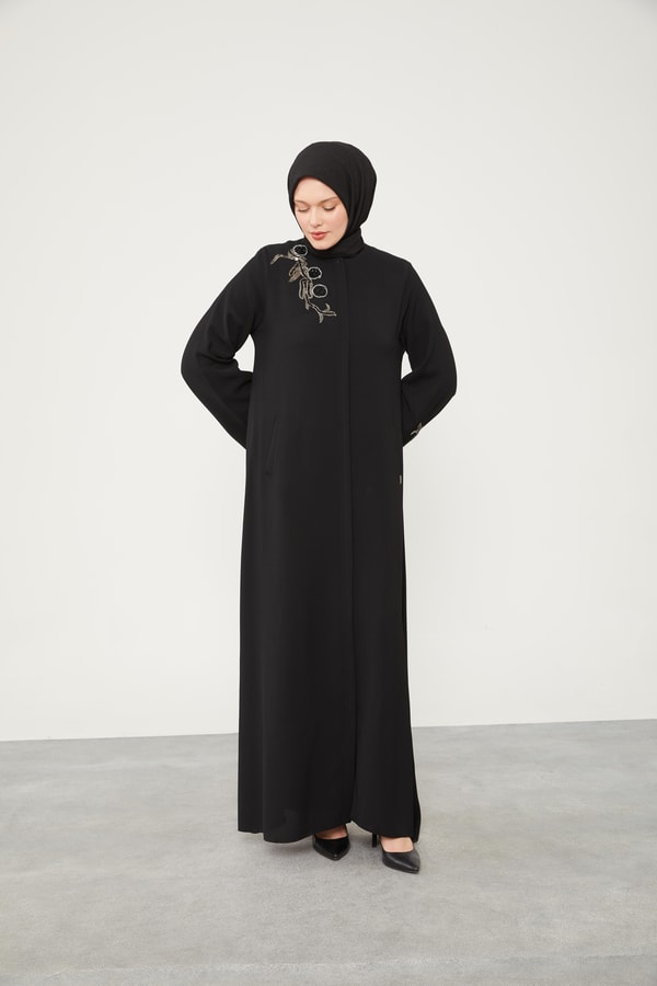 LevidorLevidor Siyah Taş İşlemeli Bisiklet Yaka Ferace