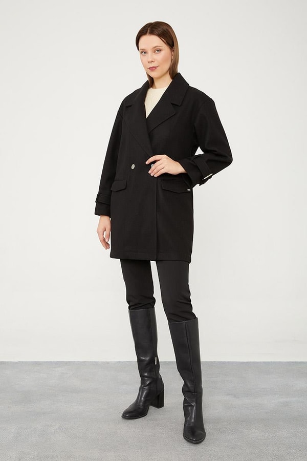 LevidorLevidor Siyah Tek Düğmeli Astarsız Kısa Kaşe Kaban