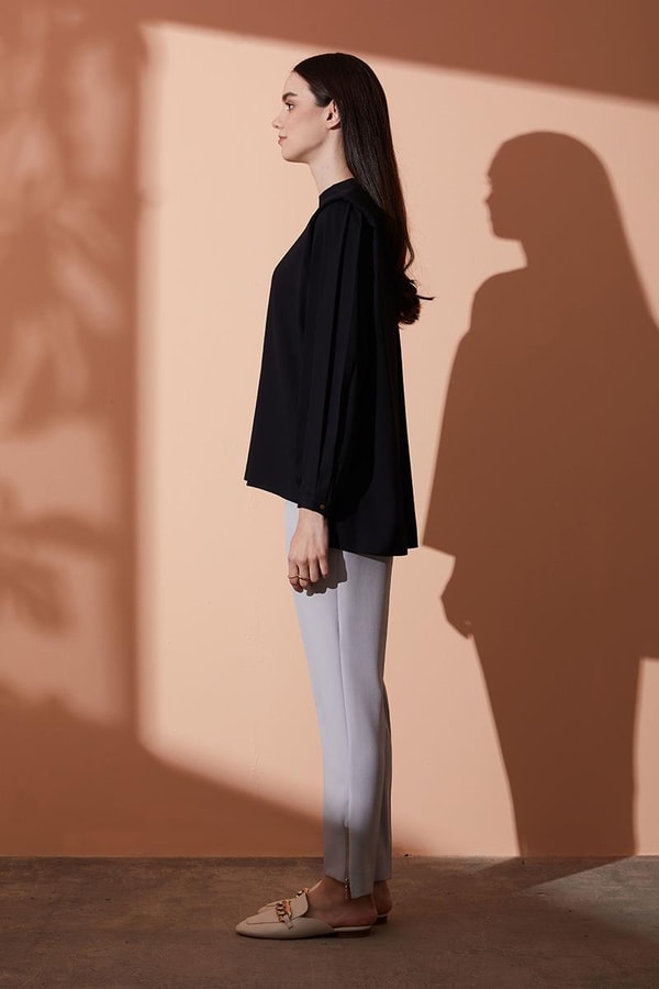 LevidorLevidor Siyah Vatkalı kısa bluz