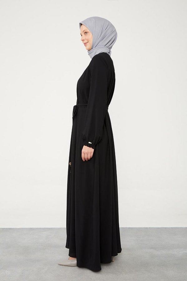 LevidorLevidor Siyah Yakası Büzgülü Ferace