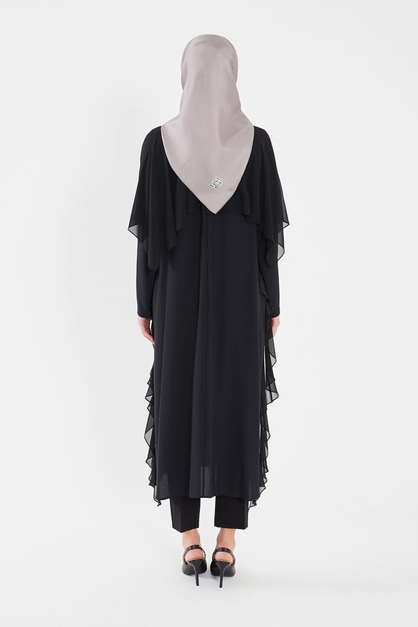 LevidorLevidor Siyah Yakaşı İşlemeli Gömlek