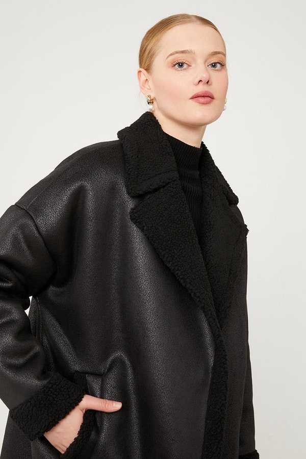 LevidorLevidor Siyah Yün Detaylı Suni Deri Kısa Kaban