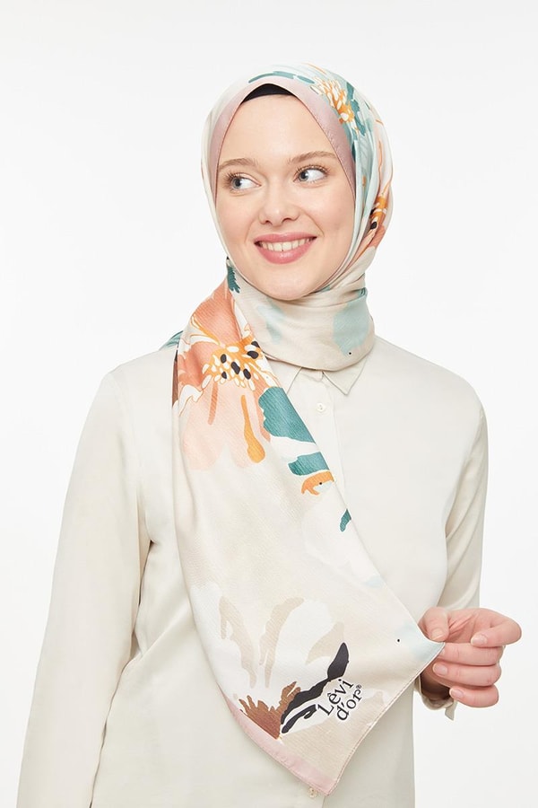 LevidorLevidor Somon Çiçek Baskılı Twill Şal