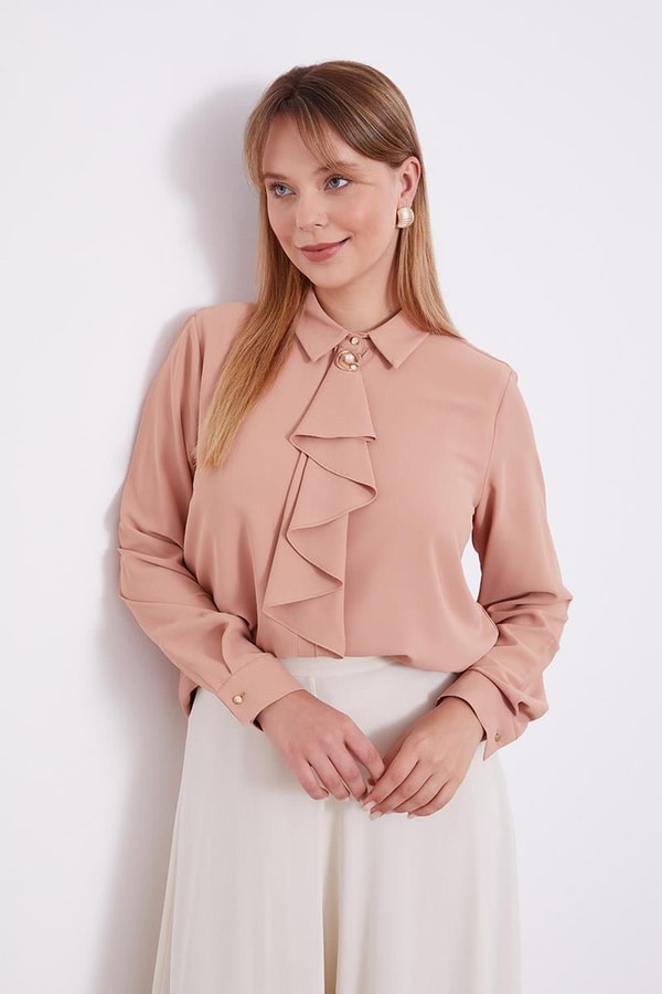 LevidorLevidor Somon Yakası Fular Broş Detaylı Bluz