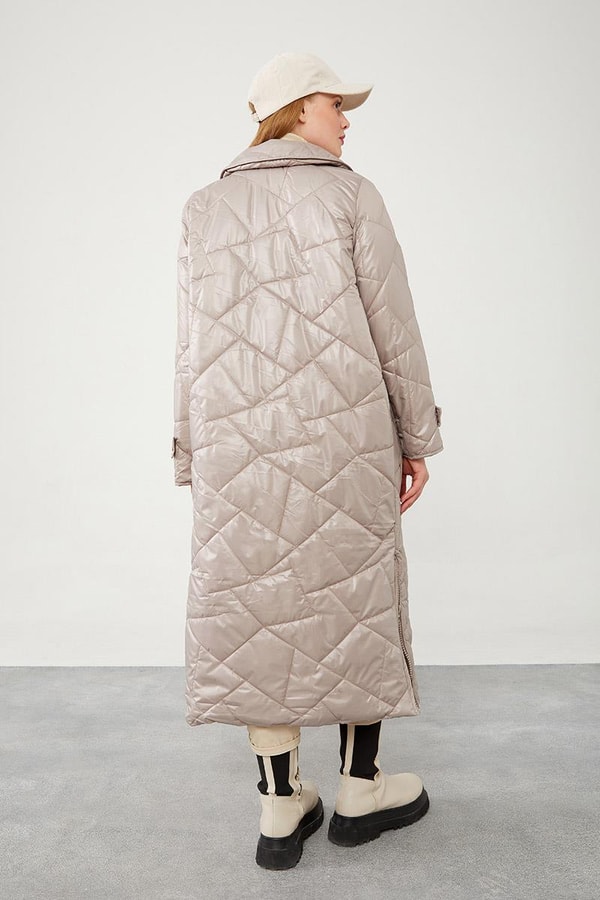 LevidorLevidor Taş Geniş Yaka Kapitone Mont