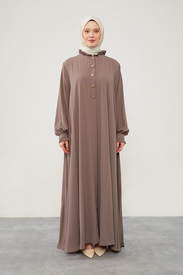 LevidorLevidor Toprak Yakası Fırfır Detaylı Ferace