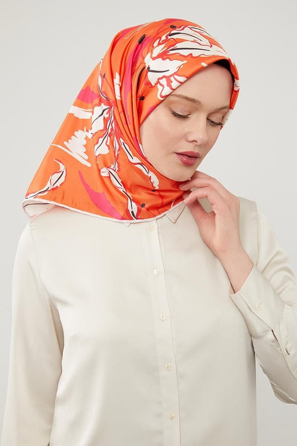 LevidorLevidor Turuncu Yaprak Desen Twill Eşarp