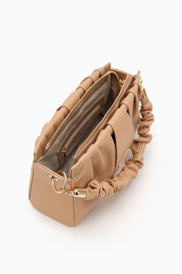 LevidorLevidor Vizon Büzgü Detaylı El Çantası