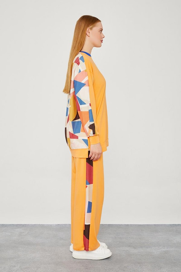 LevidorLevidor Yavruağzı Bisiklet Yaka Geometrik Desen Spor Takım