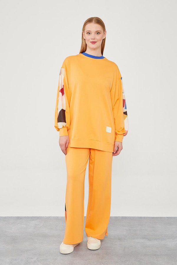 LevidorLevidor Yavruağzı Geometrik Desenli Spor Takım