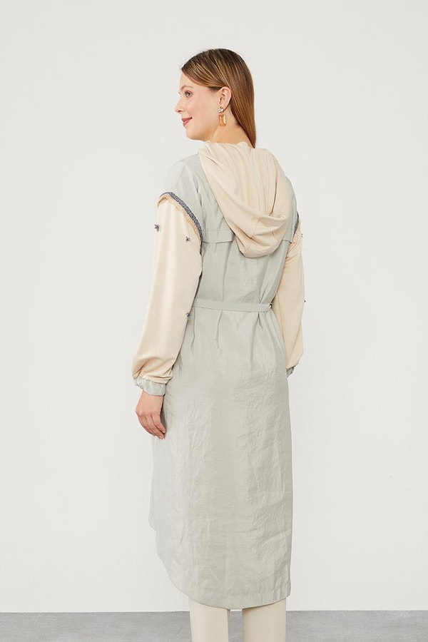 LevidorLevidor Yeşil-Bej Kapüşonlu Kolları İşlemeli Trençkot