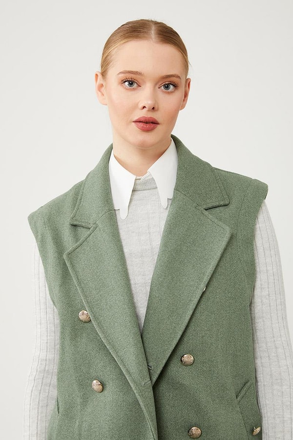 LevidorLevidor Yeşil Düğme Kapamalı Yelek