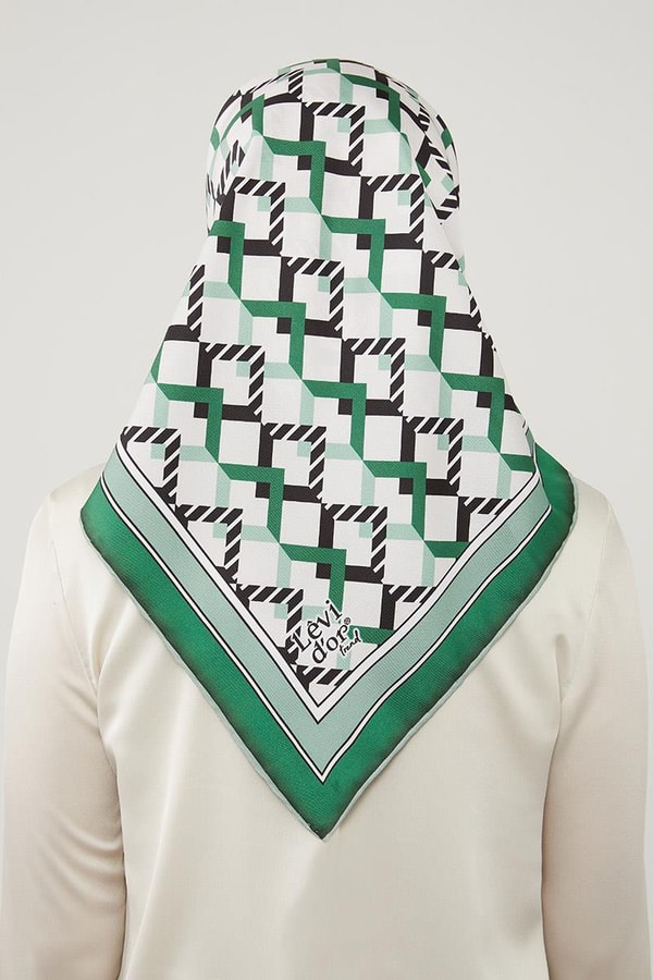 LevidorLevidor Yeşil Üçgen Desenli Trend Twill Eşarp