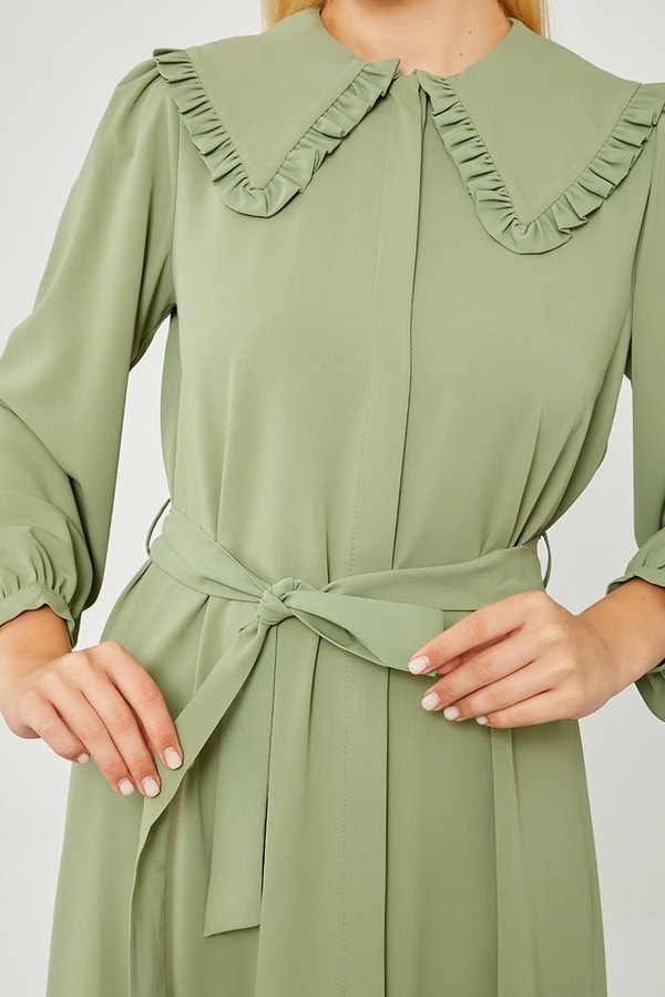 LevidorLevidor Yeşil Yakası Fırfır Detaylı Elbise