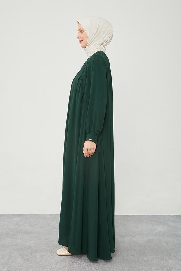 LevidorLevidor Zümrüt Yakası Düğme Detaylı Ferace