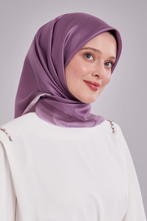 LevidorLila Kenar Bordürlü Twill İpek Eşarp