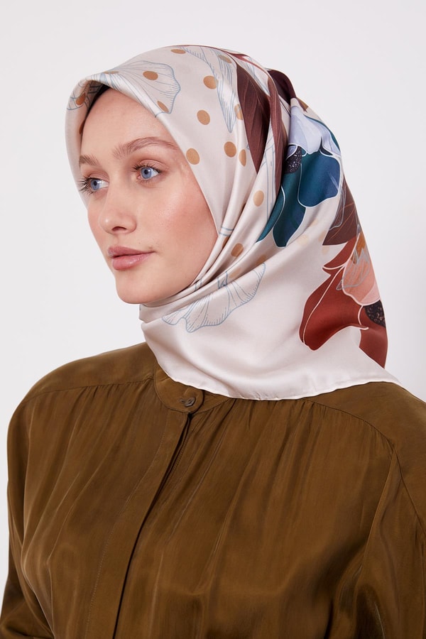 LevidorPudra Lotus Çiçek Desen Twill İpek Eşarp