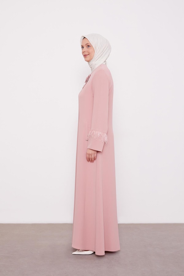 LevidorPudra Taş İşlemeli Tüy Detaylı Ferace