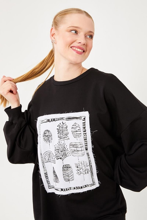 LevidorSiyah Bisiklet Yaka Baskılı Sweat