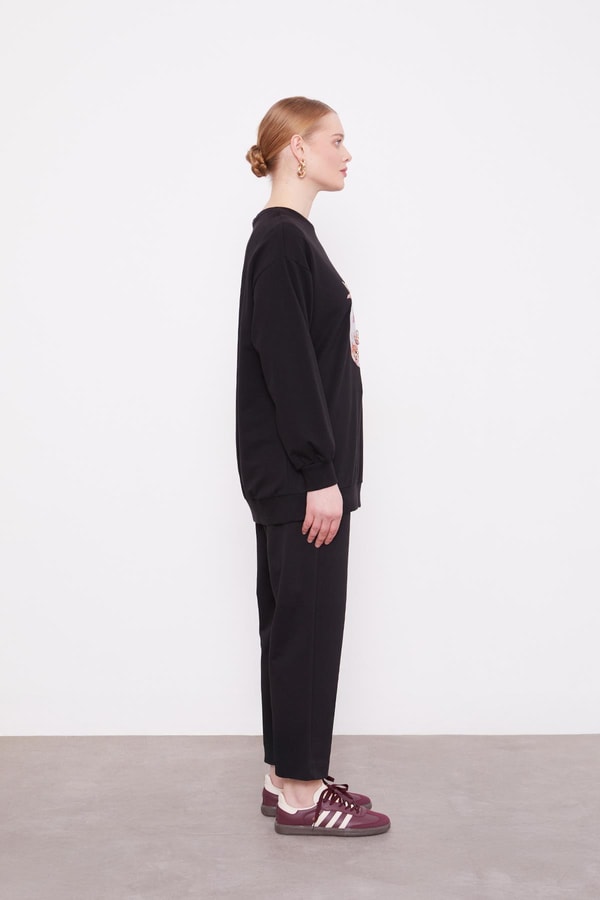 LevidorSiyah Çiçek Baskılı Bisiklet Yaka Sweat