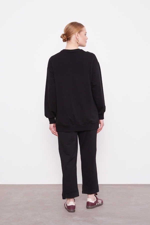 LevidorSiyah Çiçek Baskılı Bisiklet Yaka Sweat