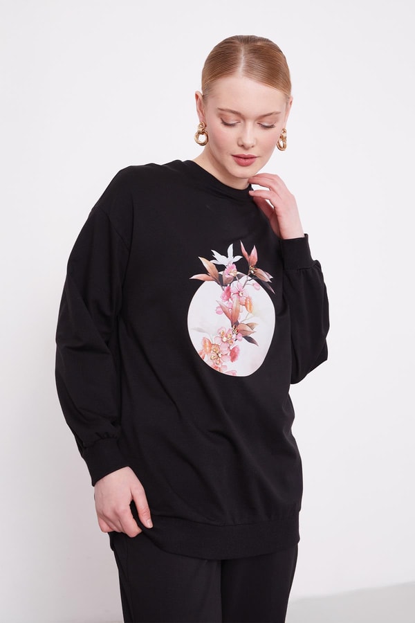 LevidorSiyah Çiçek Baskılı Bisiklet Yaka Sweat