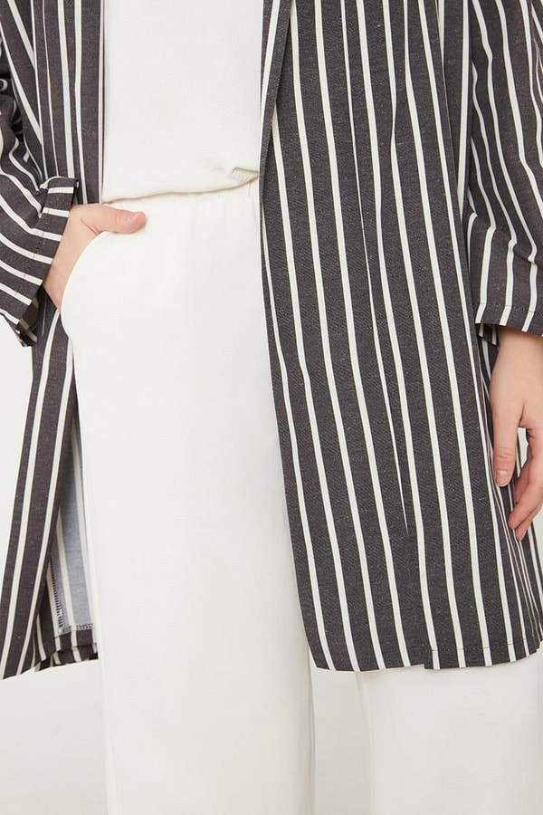 LevidorSiyah Çizgili Desen Kimono Takım