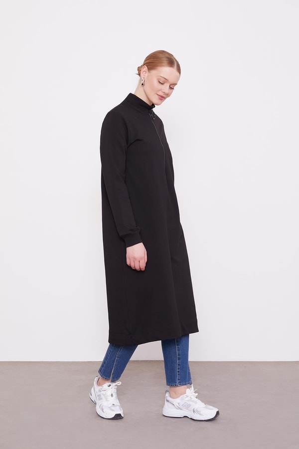 LevidorSiyah Dik Yaka Fermuar Kapamalı Penye Tunik