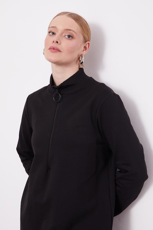 LevidorSiyah Dik Yaka Fermuar Kapamalı Penye Tunik