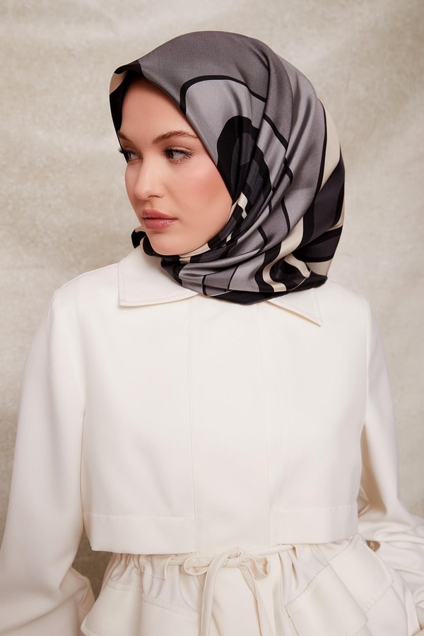 LevidorSiyah Kalın Çizgili Twill İpek Eşarp