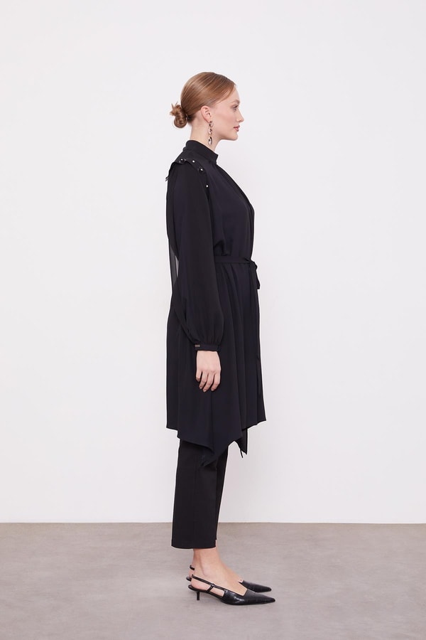 LevidorSiyah Omzu İşlemeli Tunik Takım